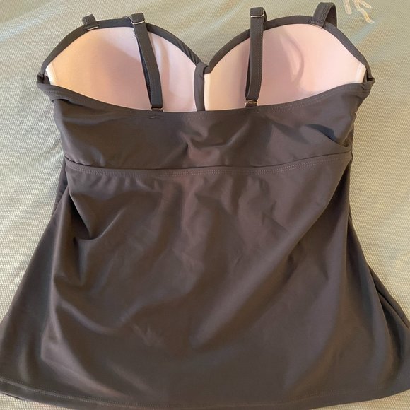 AZOKOE Tankini Top_Color Red & Gray_Size L_Worn once - Picture 3 of 4